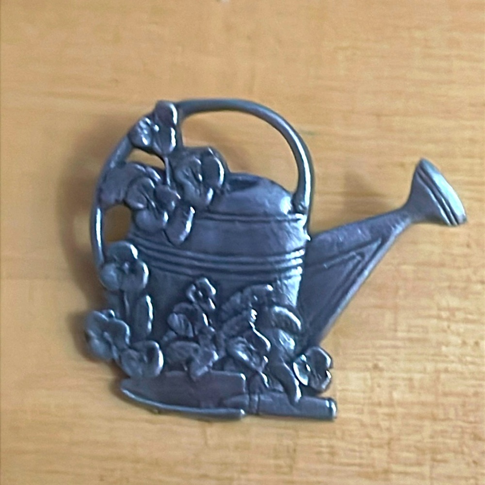 Ladies lapel pin